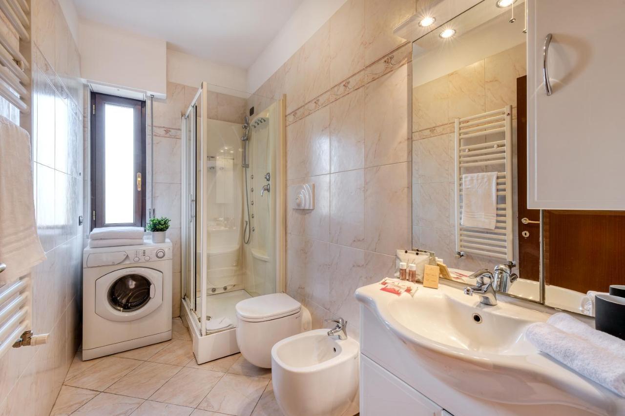 Appartement Ferrucci, 6 - Monolocale Al Settimo Cielo à Milan Extérieur photo
