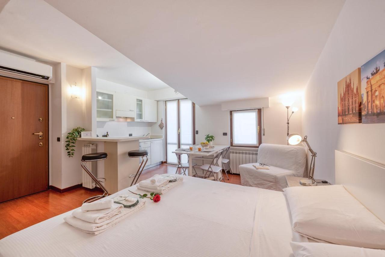 Appartement Ferrucci, 6 - Monolocale Al Settimo Cielo à Milan Extérieur photo